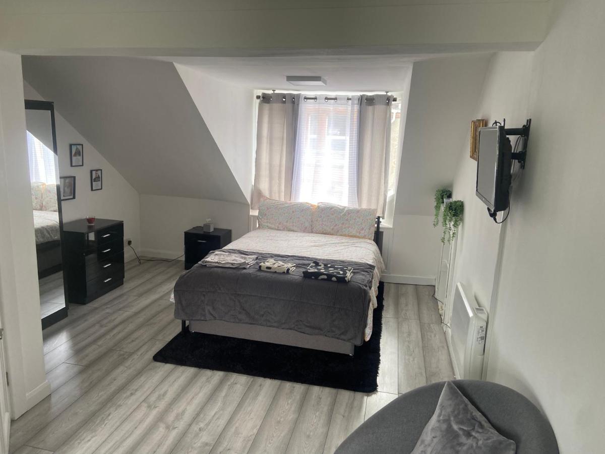 Studio Flat Lägenhet Largs Exteriör bild